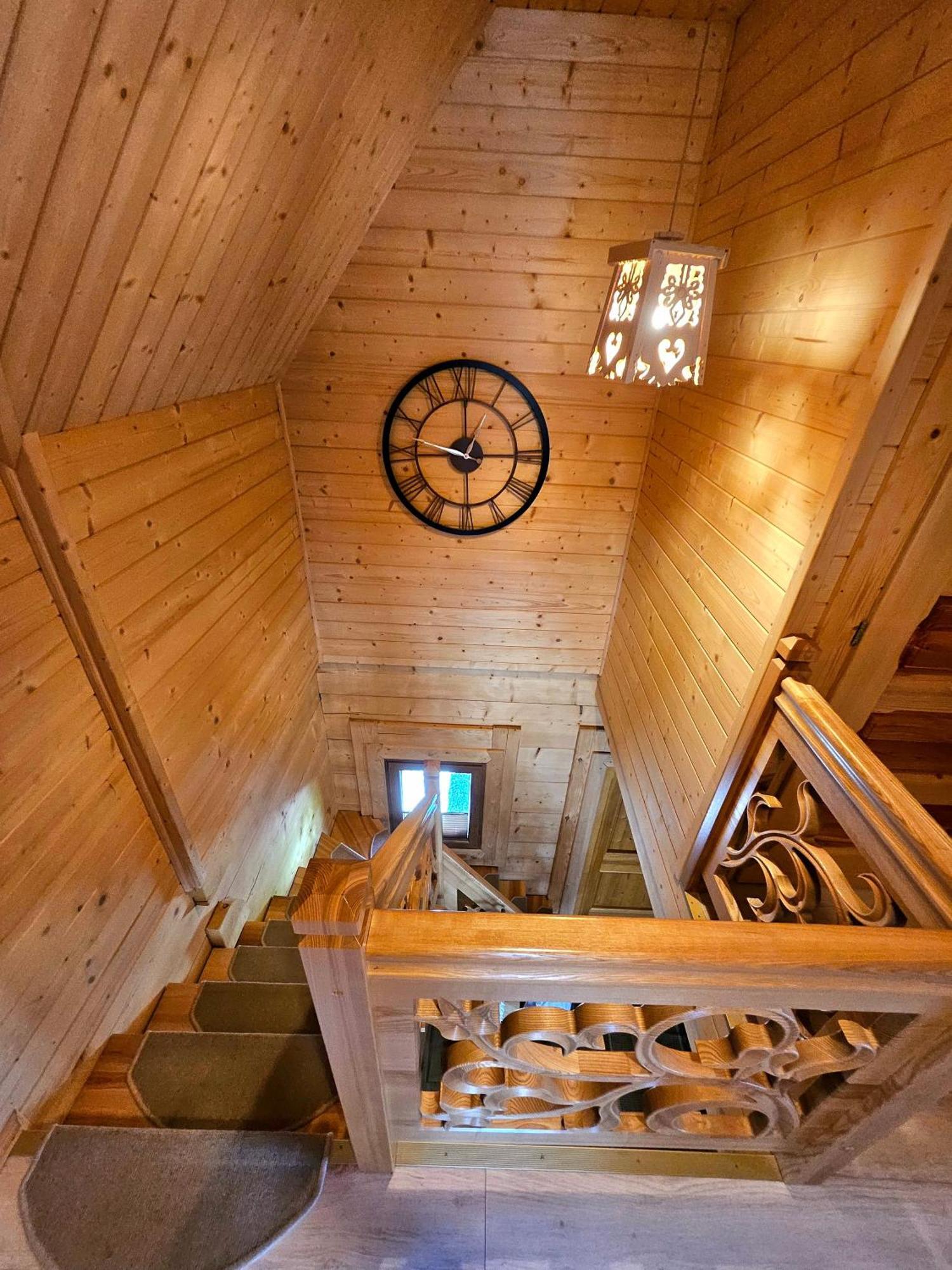 Goralska Chatka 3 Highland Cottage - Jacuzzi, Sauna, Split Ac, Private Parking, Mountains View ザコパネ エクステリア 写真