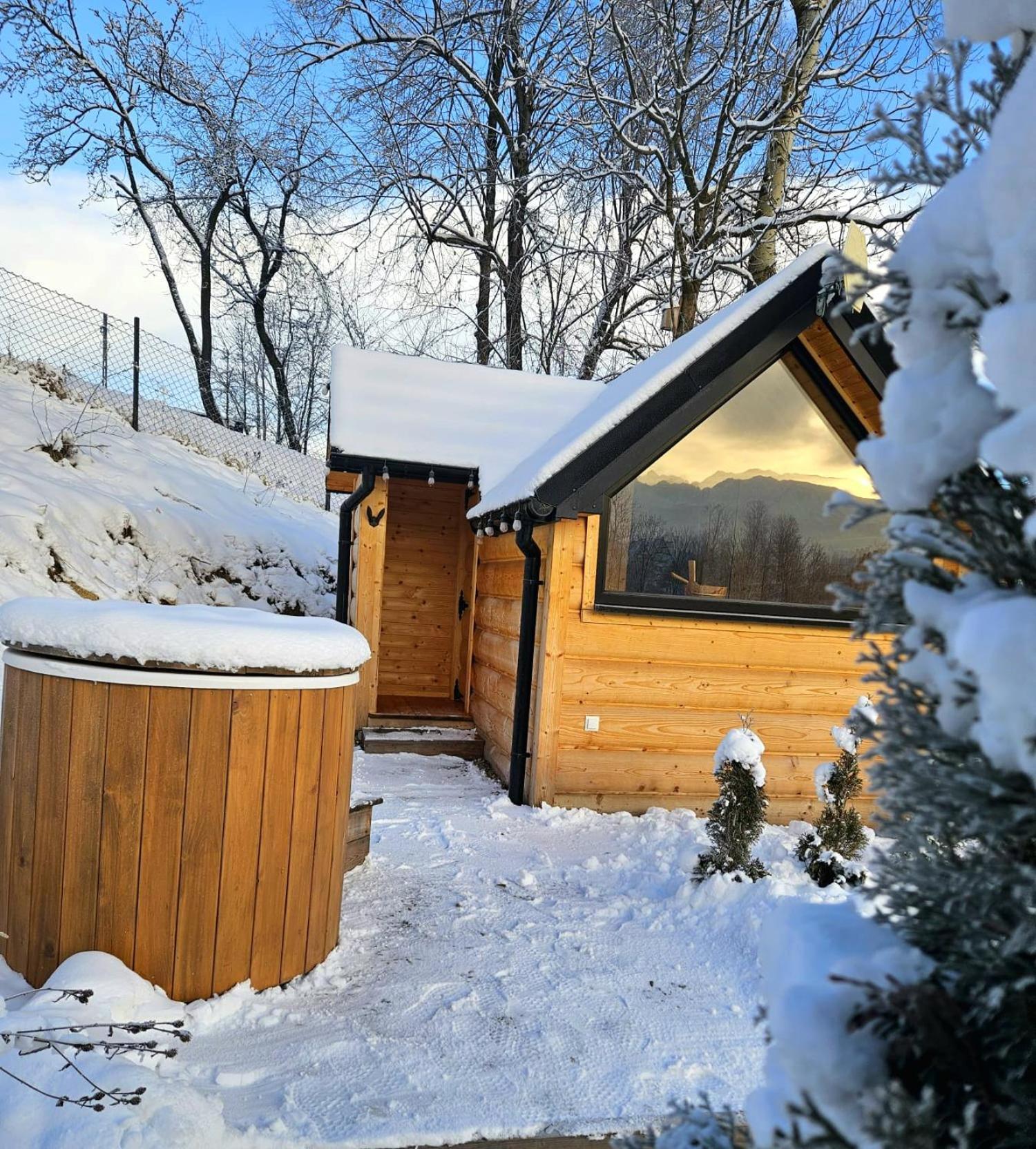 Goralska Chatka 3 Highland Cottage - Jacuzzi, Sauna, Split Ac, Private Parking, Mountains View ザコパネ エクステリア 写真